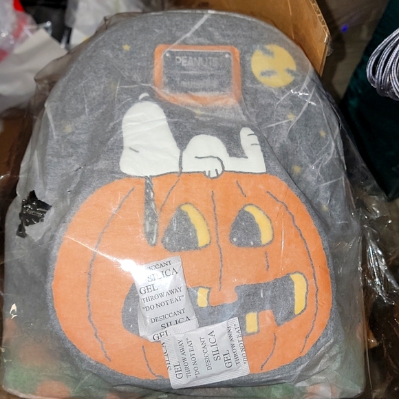 Loungefly Accessories Loungefly Halloween Snoopy Backpack Poshmark